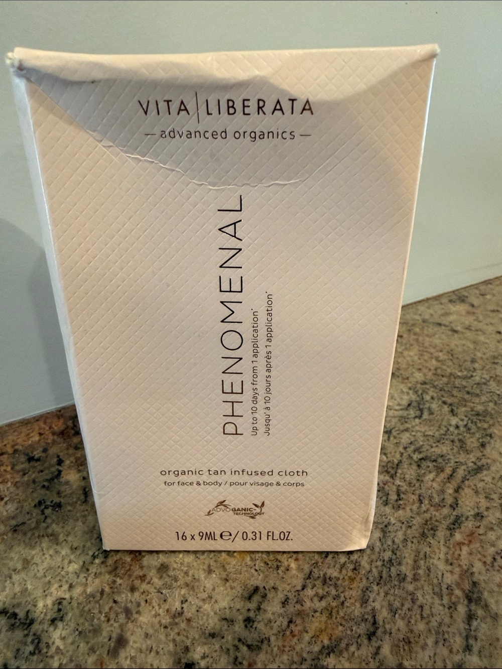 Vita Liberata Phenomenal Organic Tan Infused Cloths 16 in Box New